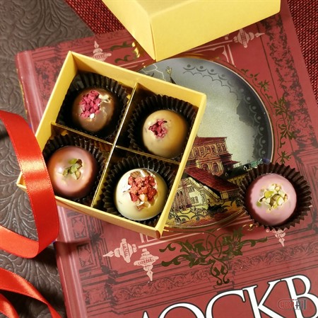 Набор конфет ассорти 4шт с ягодами и орехами - фото 71342