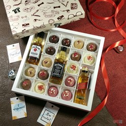 Набор шоколадный и не только &quot;Моему герою&quot;